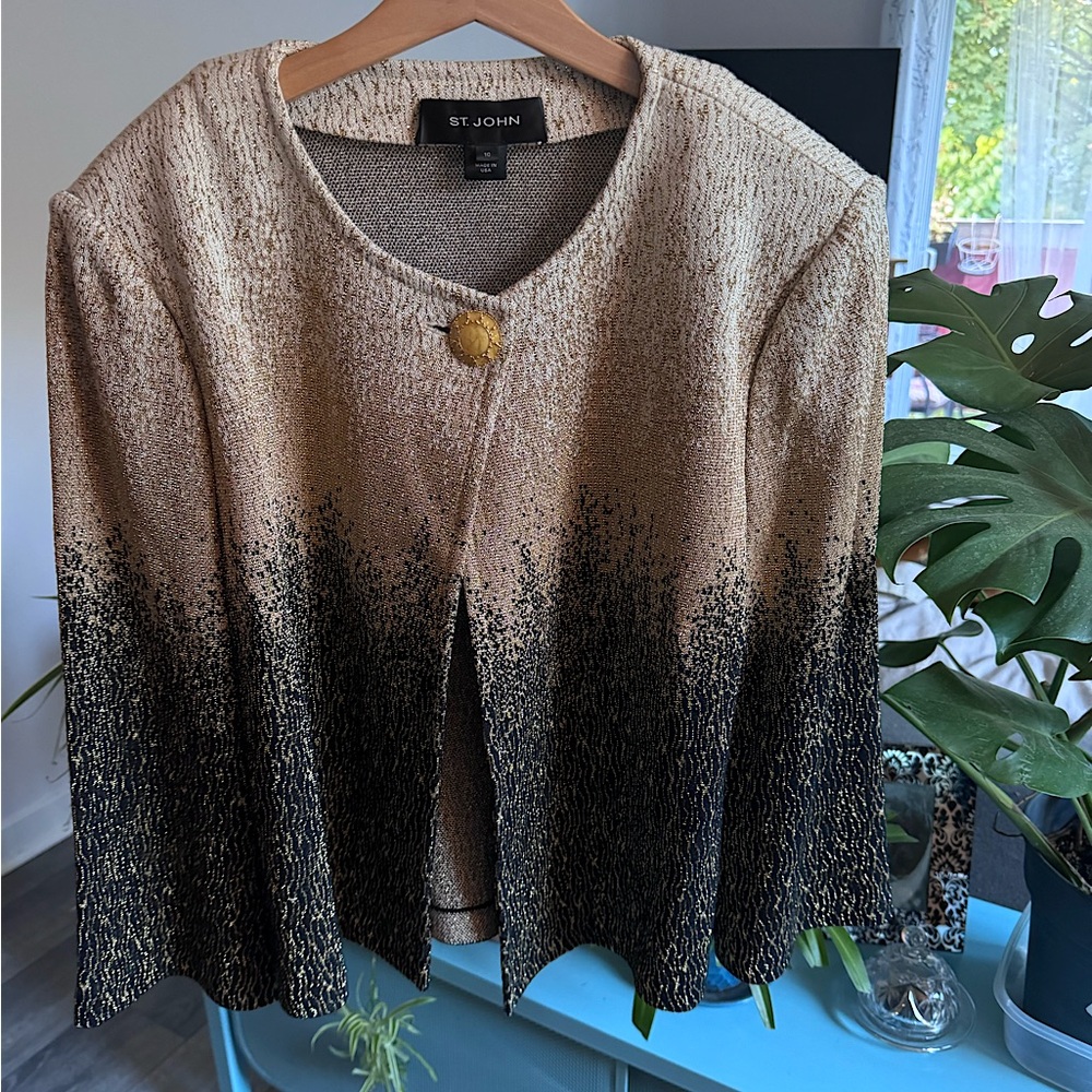 St John Two Tone Cardigan. Black/Metallic Gold 1 Button Size 10. Like New Knit